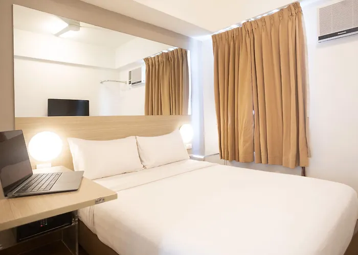 Hotel Red Planet Malate Mabini 3*
