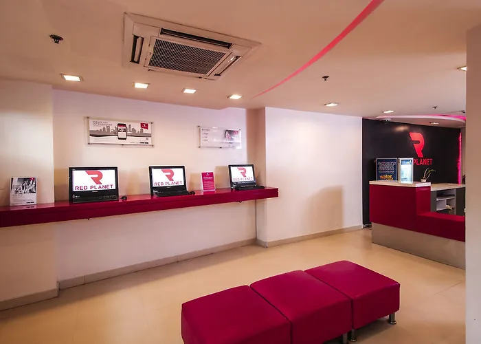 Hotel Red Planet Malate Mabini 3*