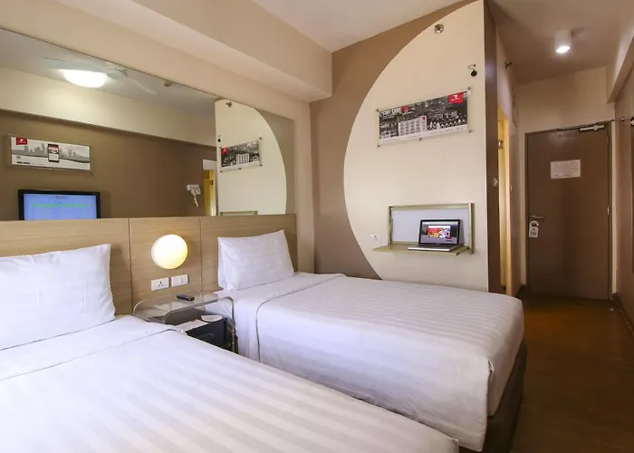 Red Planet Malate Mabini 3*